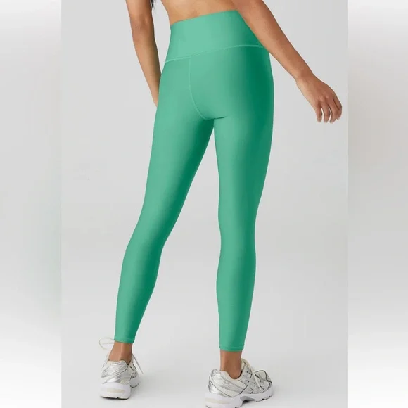 Alo Yoga 7/8 High Waist Airlift Legging in Lettuce Green Size Medium - Picture 5 of 12